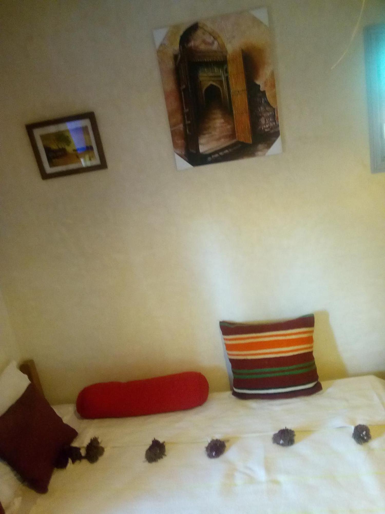 Le Petit Jardin Bed & Breakfast Demnat Room photo